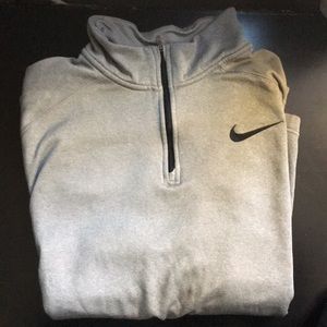 Nike therma Fit